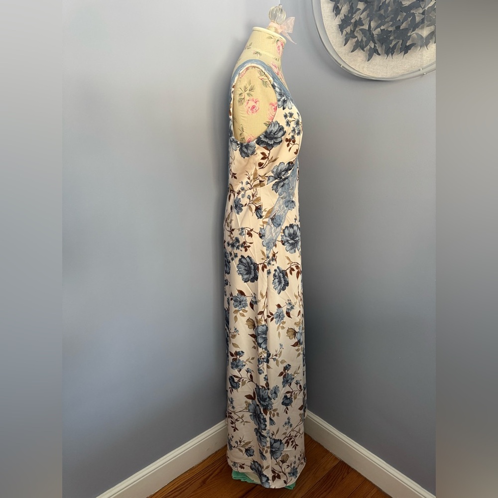 ๐ Sincerely Jules Blue Floral Lace-Trim Maxi Dress - Picture 5 of 10